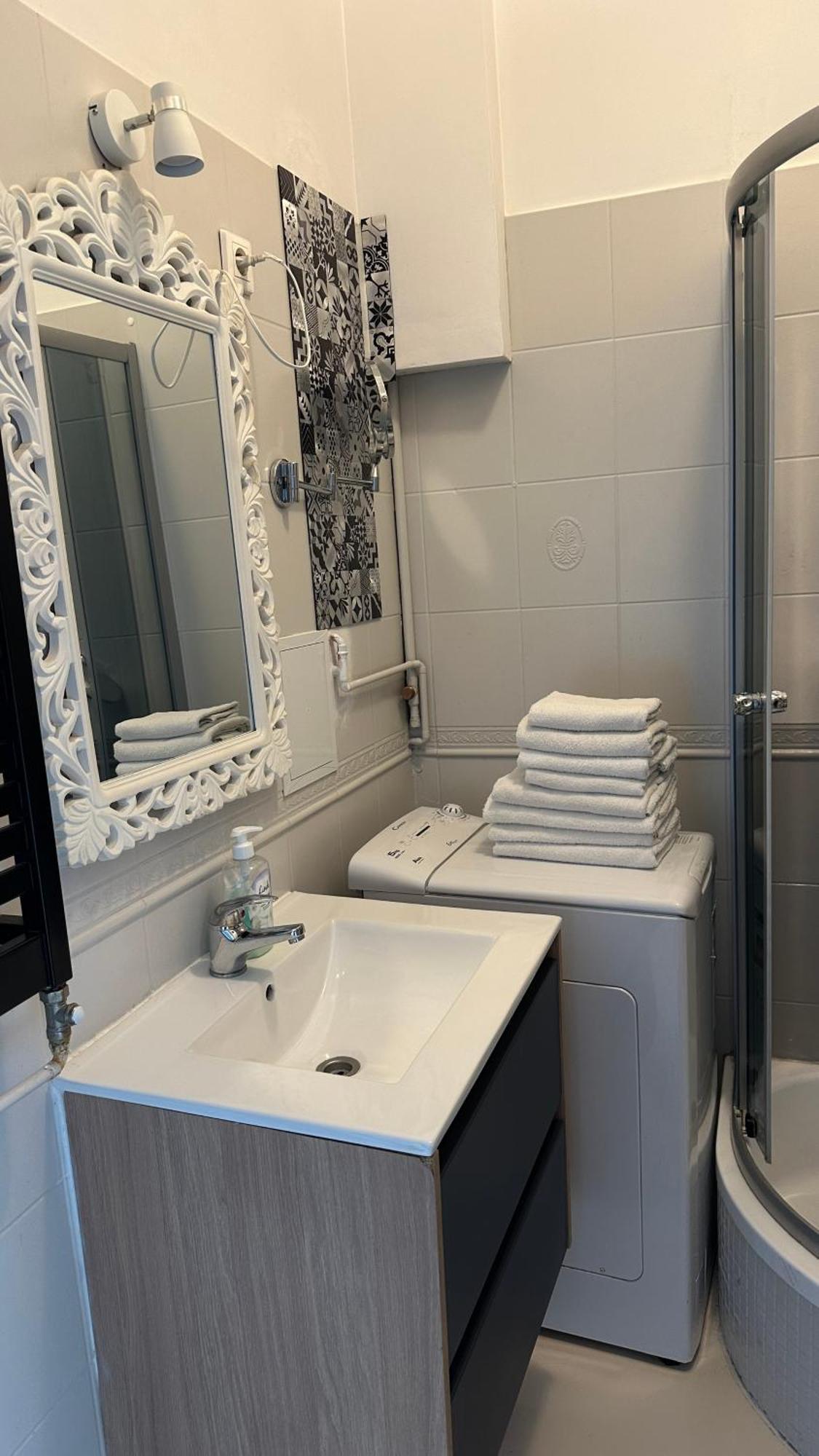 Apartamenty Sofija Deluxe Centrum Grünberg Exterior foto