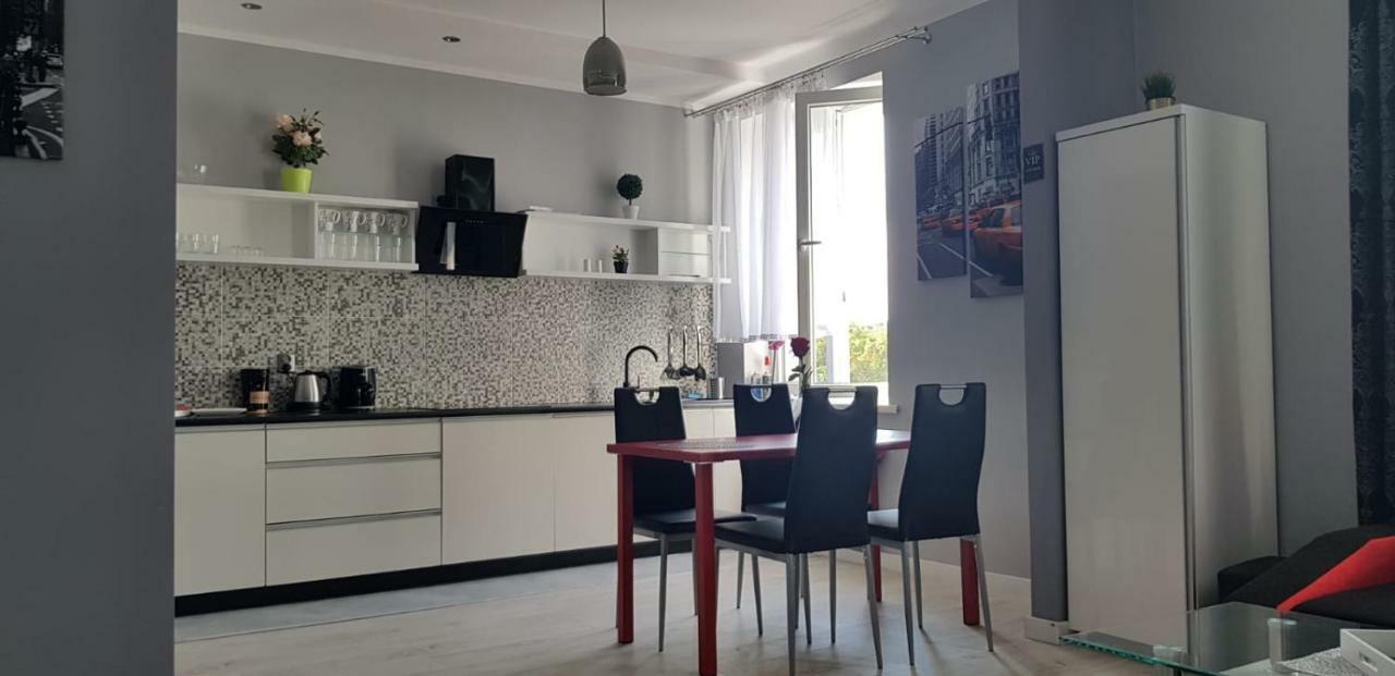 Apartamenty Sofija Deluxe Centrum Grünberg Exterior foto
